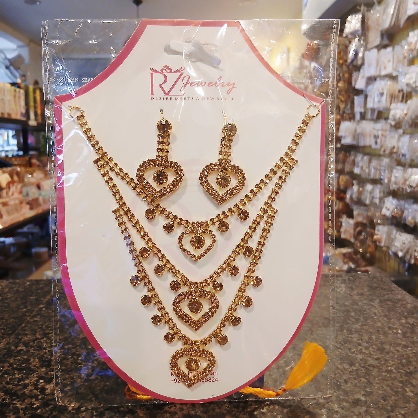 Golden Triple-Layered Necklace with Earrings Set – Luxurious Bridal & Party Jewelry