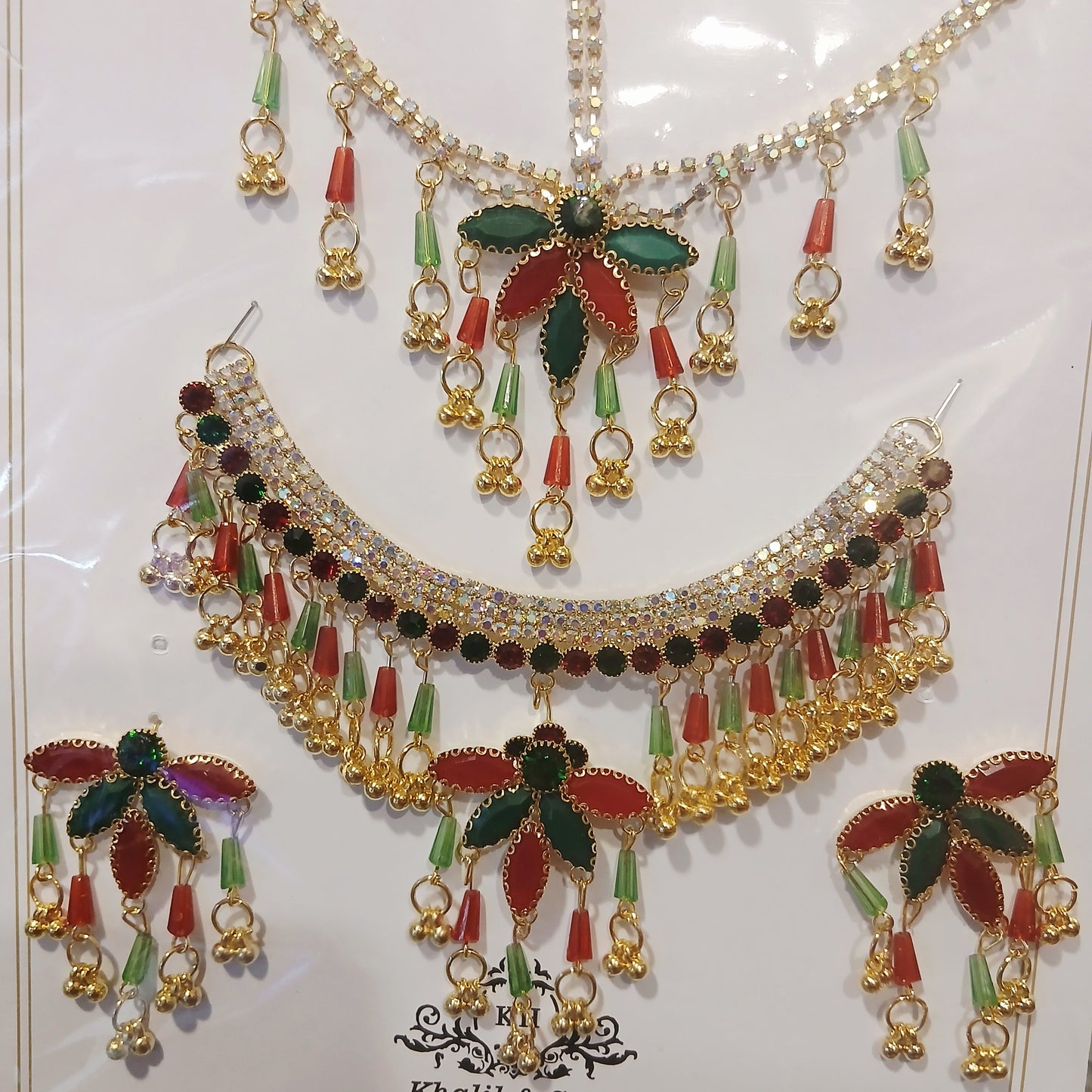 Royal Maroon & Emerald Pearl Set – Elegant Necklace, Bindiya & Earrings for Women