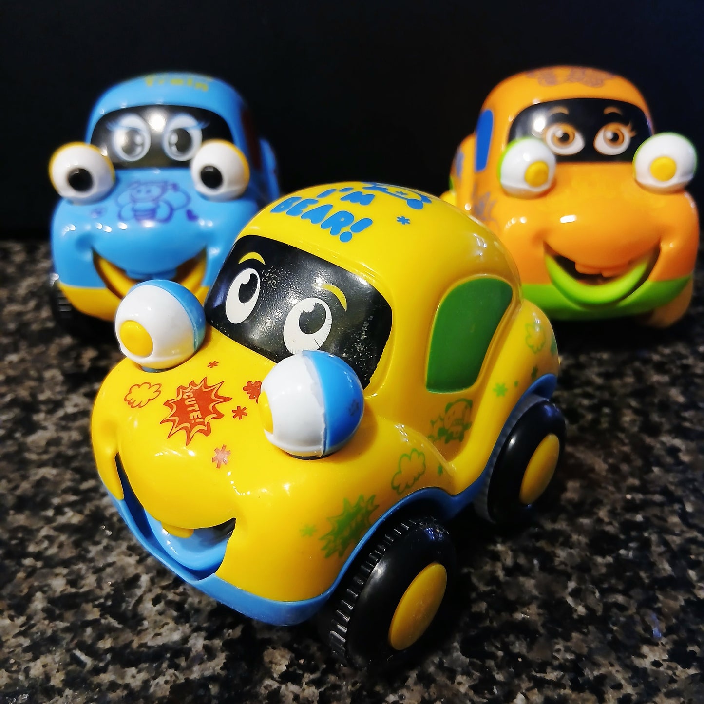 High Quality Naughty Smiling Toy Car Go Friction for kids