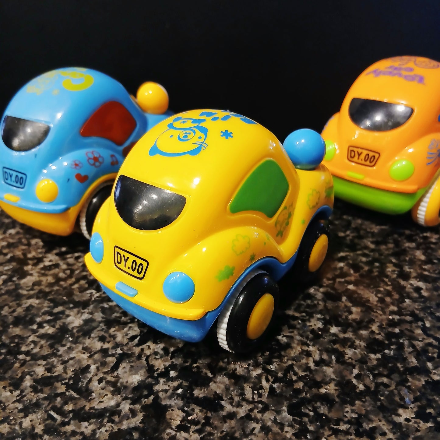 High Quality Naughty Smiling Toy Car Go Friction for kids