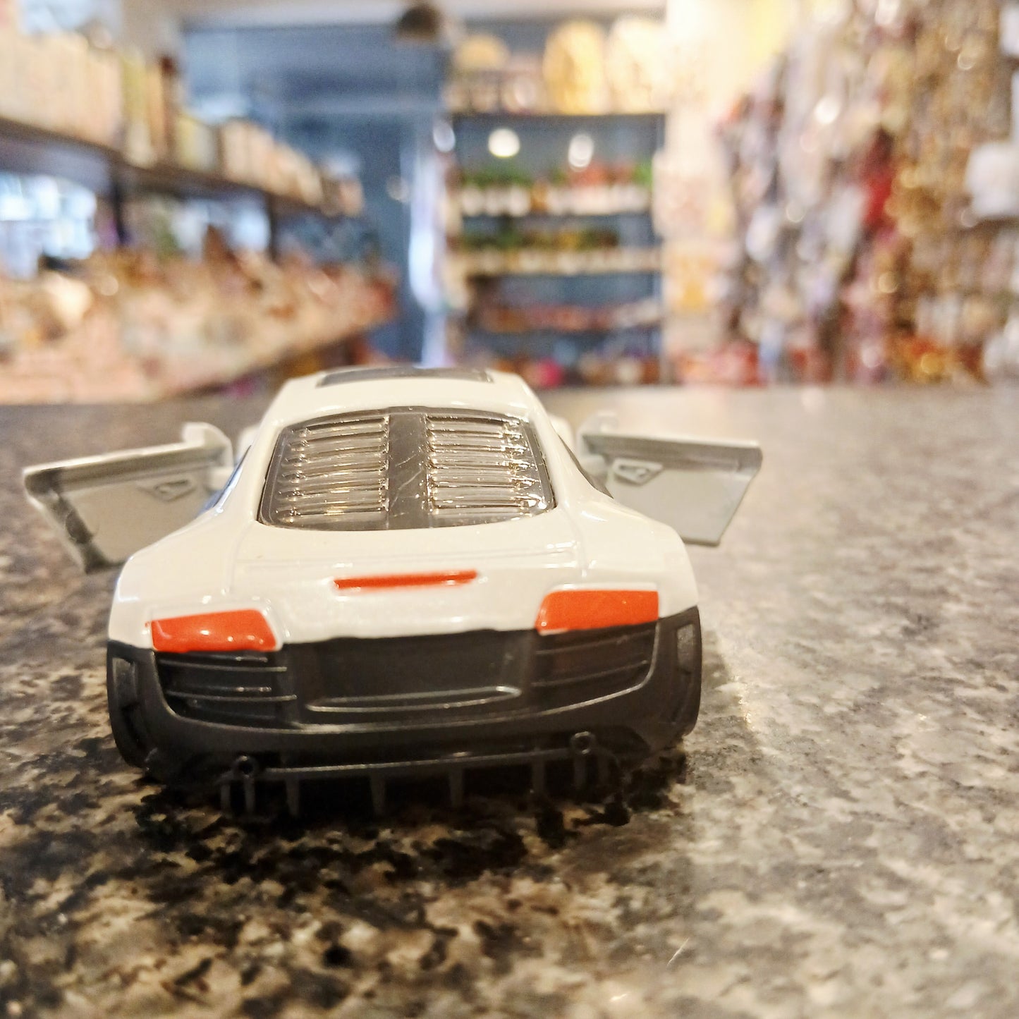 Metallic White Racing Car Toy – High-Quality Alloy Model with Working Doors (Pull-Back Action)