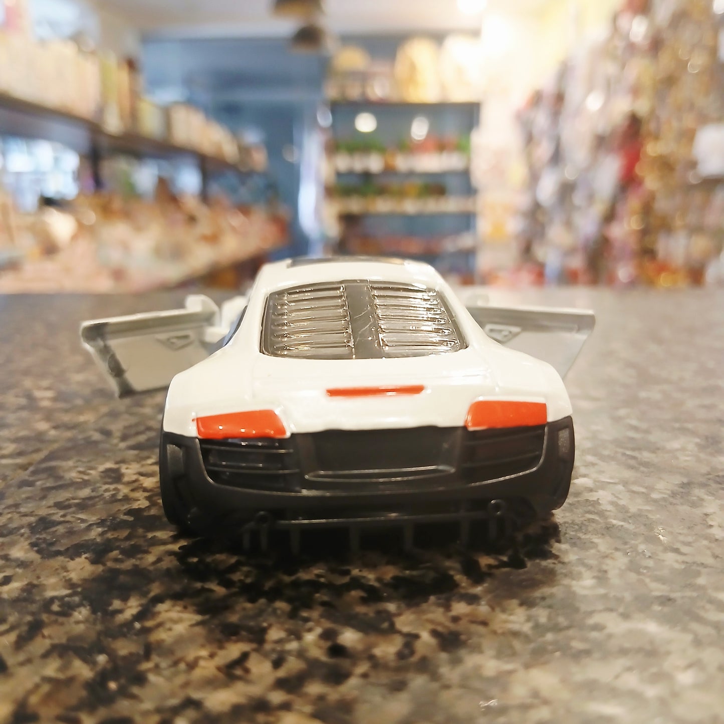 Metallic White Racing Car Toy – High-Quality Alloy Model with Working Doors (Pull-Back Action)