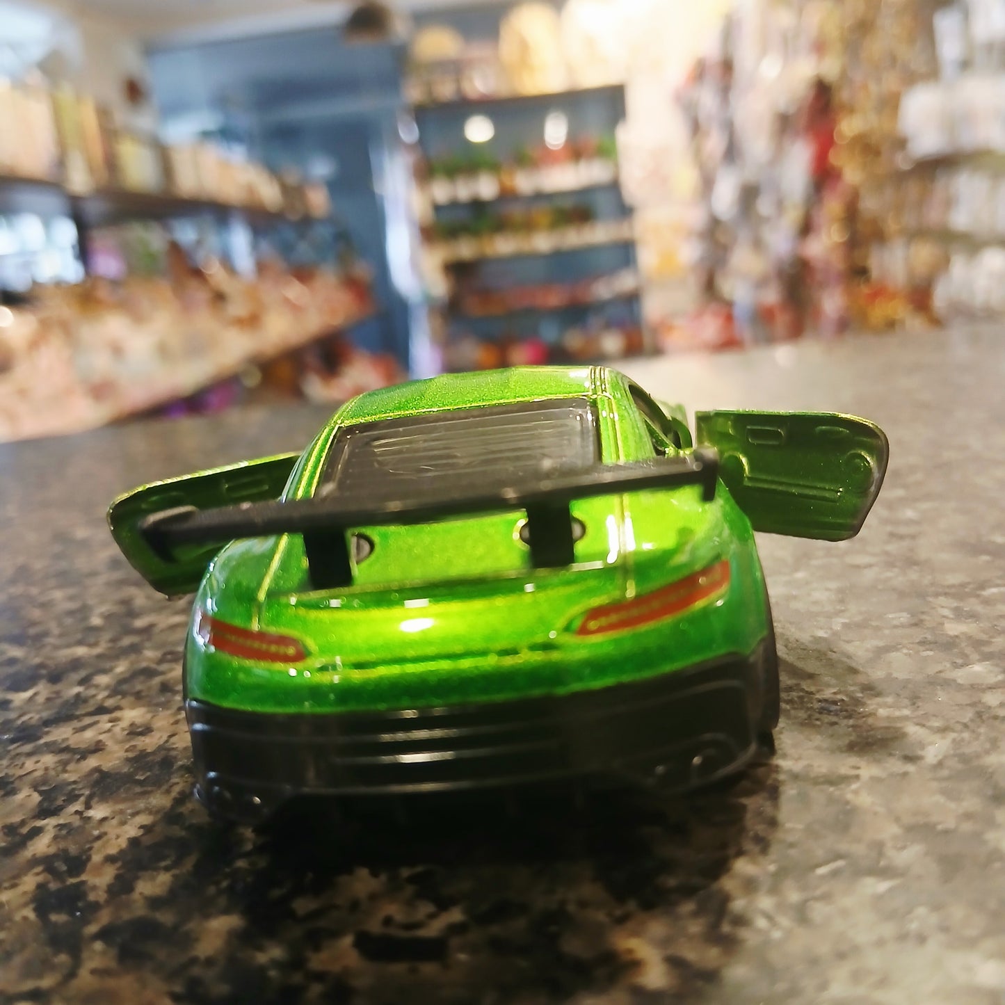 Emerald Speedster – Metallic Green Racing Car Toy with Working Doors (Alloy Pull-Back Action)