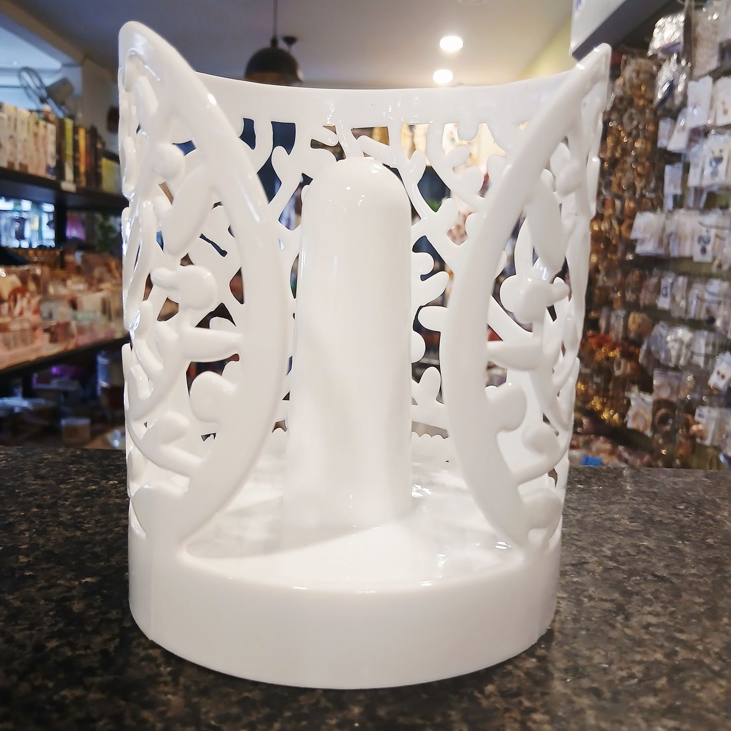 Blossom Chic Floral Tissue Box Cover – Elegant Holder for Bathroom, Kitchen & Living Room