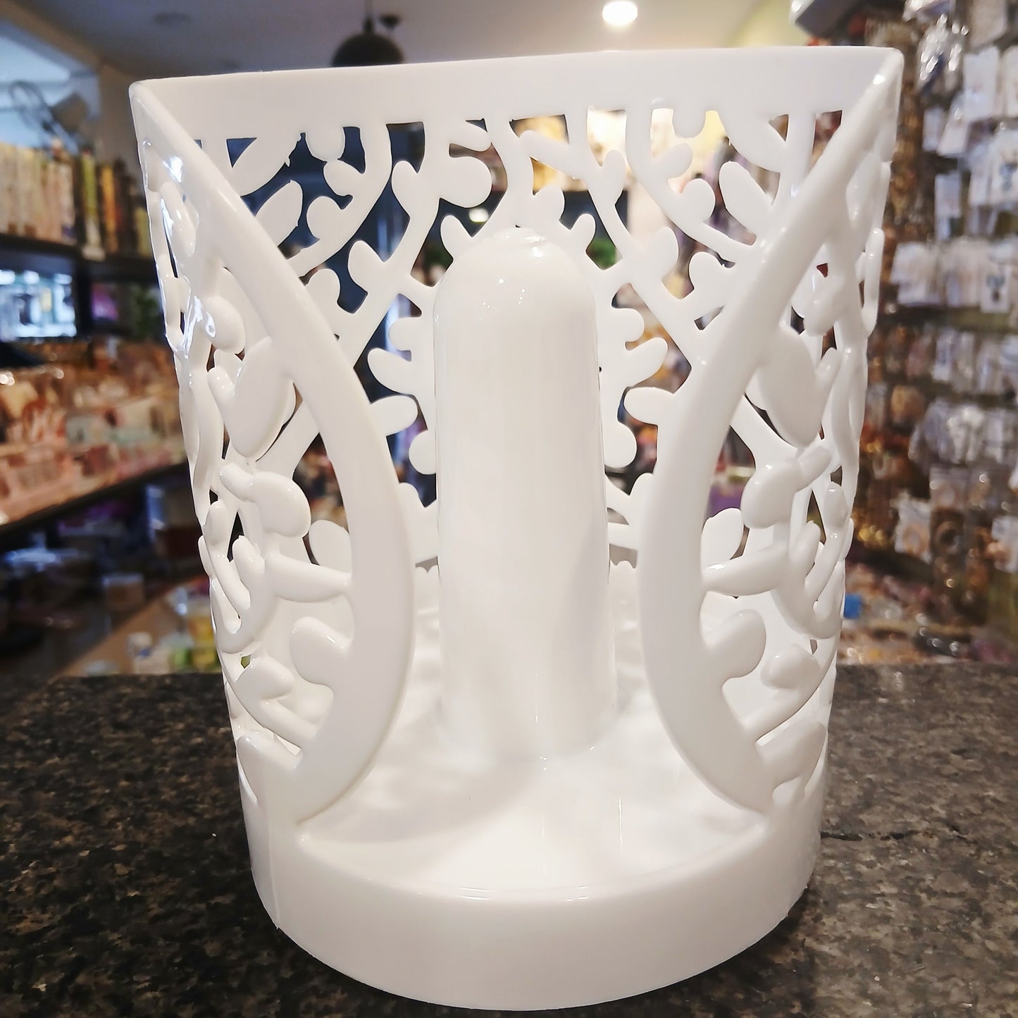 Blossom Chic Floral Tissue Box Cover – Elegant Holder for Bathroom, Kitchen & Living Room