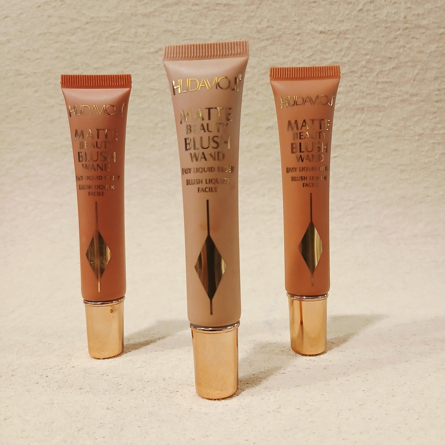 Hudavioji Matte Beauty Blush Wand – Weightless Liquid Blush with Soft-Matte Finish