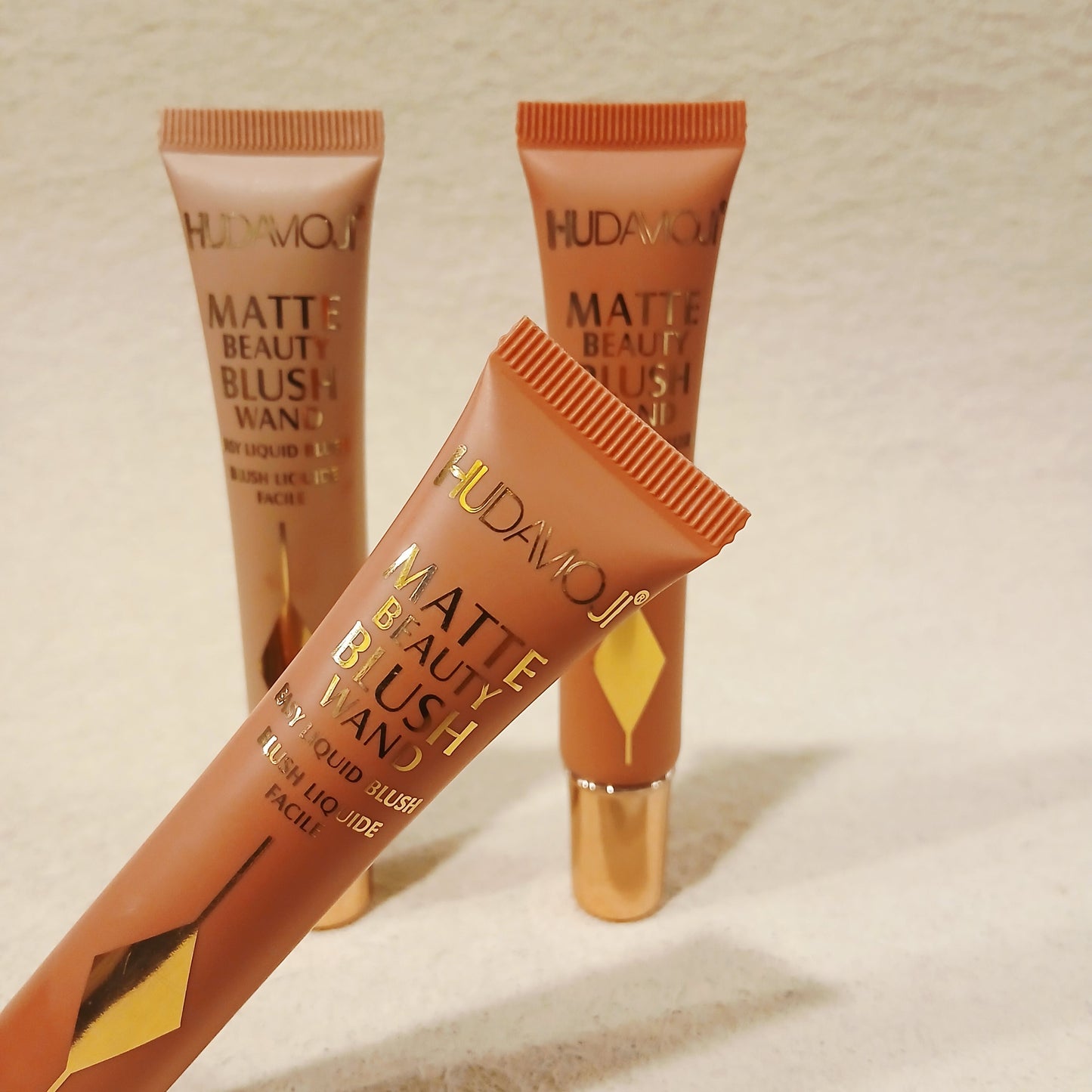 Hudavioji Matte Beauty Blush Wand – Weightless Liquid Blush with Soft-Matte Finish