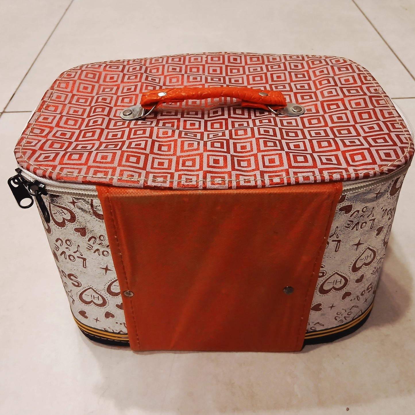Dazzle Keep" Single Jewelry Box – Affordable, Stylish Organizer (Multiple Colors)