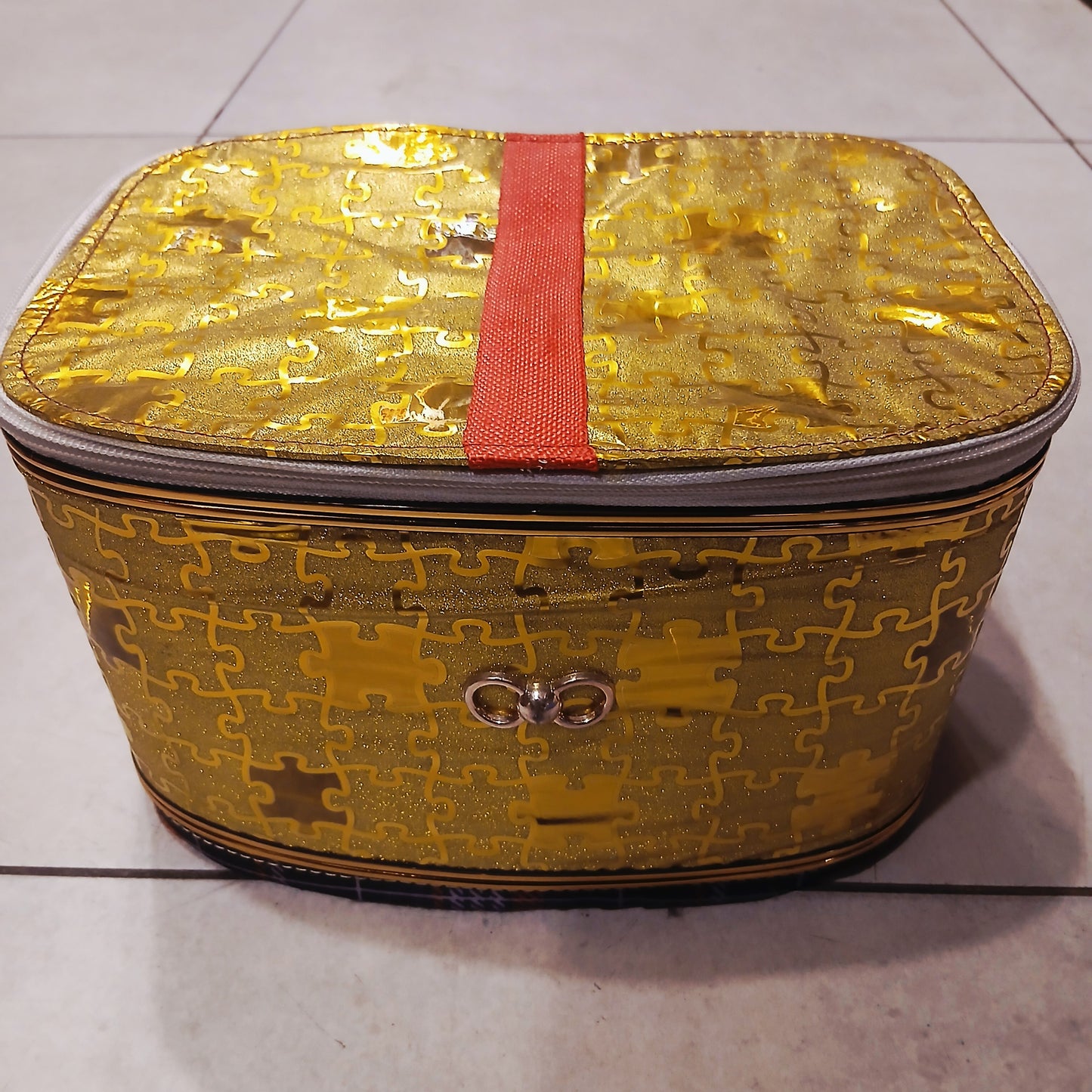 Dazzle Keep" Single Jewelry Box – Affordable, Stylish Organizer (Multiple Colors)